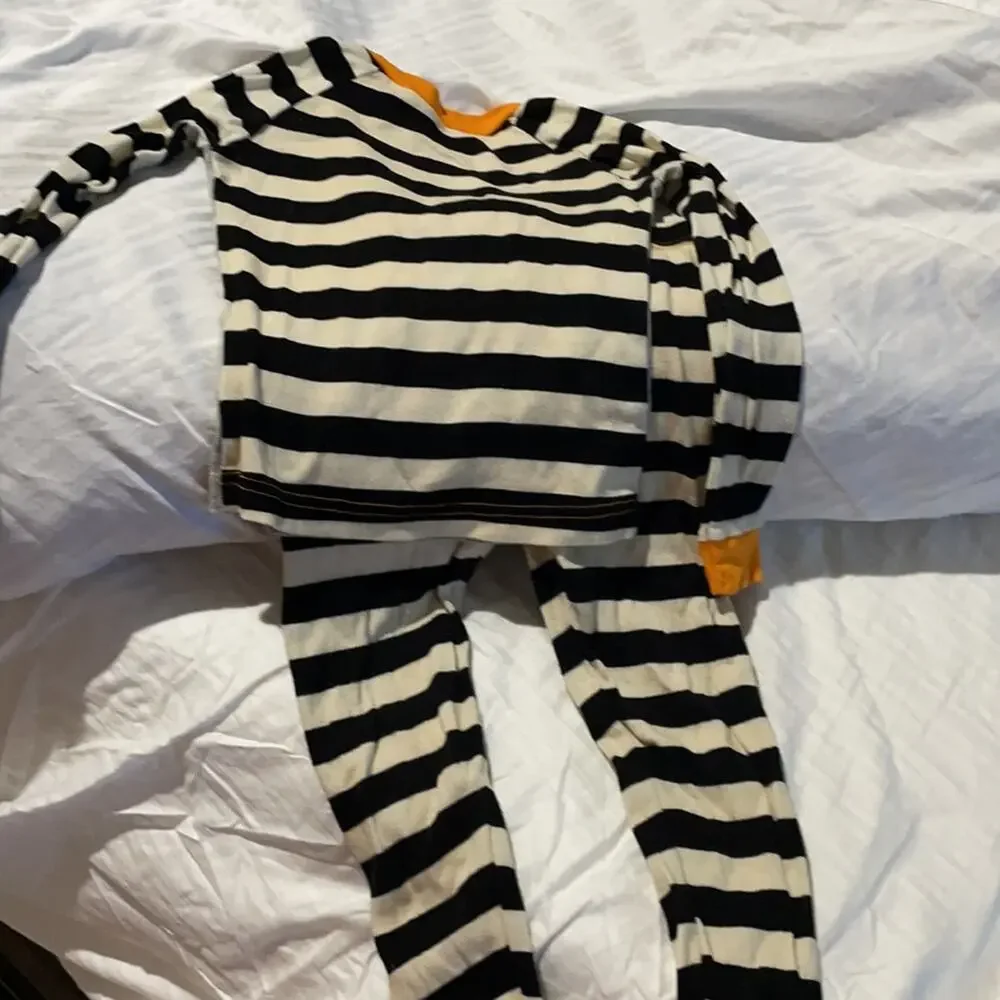 Peanuts Snoopy 4t Halloween pj’s worn once